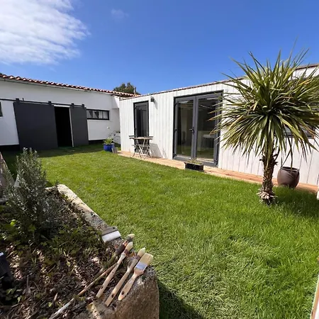 Maison Les Treilles 3 *